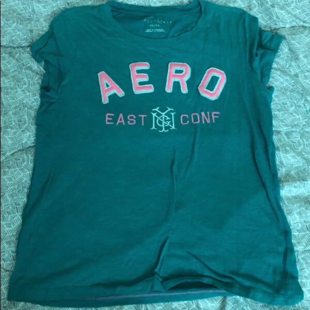 Tee